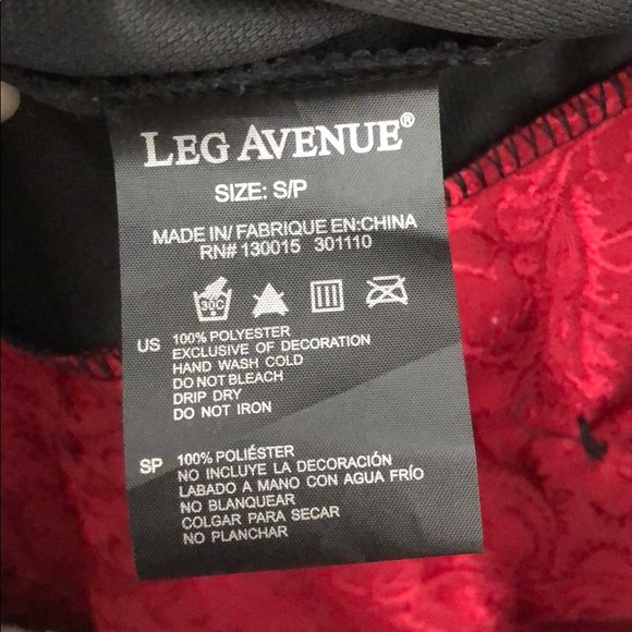 Leg Avenue Pirate Costume - Picture 8 of 8